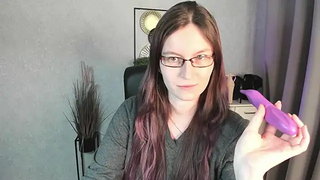 emmaxdelight - EmmaxDelight's free webcam - UK Sex Cams