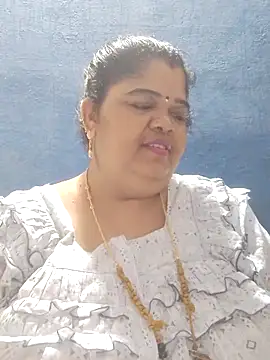 tamilthanushri webcam