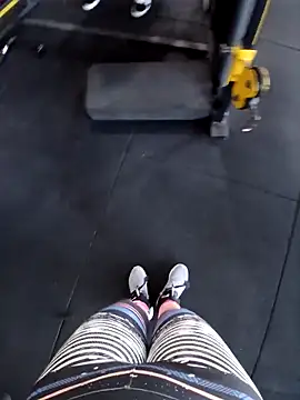 lupita_sol (G milf) - Naked in street