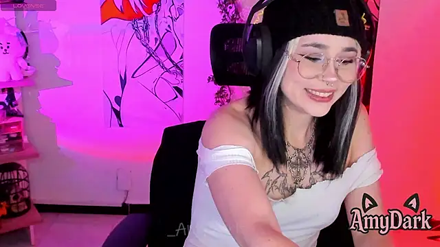 _AmyDark webcam