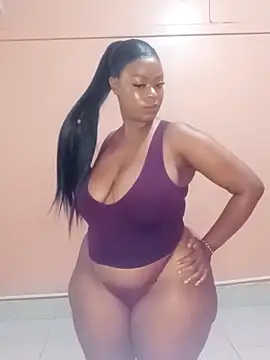 Luciouslips00 webcam