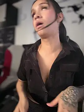 Isabella-Teen webcam