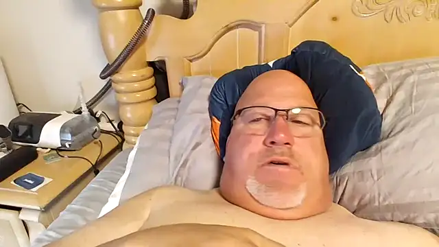 bigbear0563 (M grandpa) - #american #balds #cam2cam #cheap-privates #chunky #grandpas #hd #masturbation #small-audience #straight #white