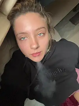 Kehlaniluvsyou69 webcam