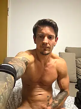 mystery_mark (Ask my age) - Get naked