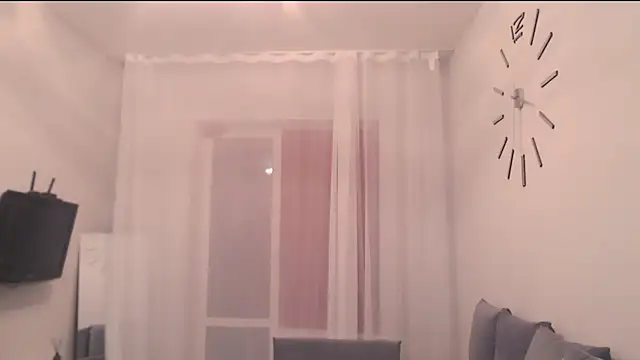 fredd_xanders (M young) - Cumshow + help on food