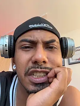 Latinmoster_boss webcam