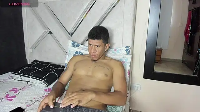 antonio_aguilarx webcam