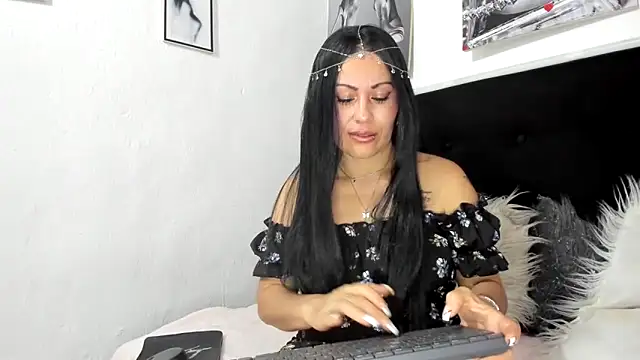 tania_mature - Tania_mature's free webcam - UK Sex Cams