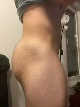 bigdickcro7 - Bigdickcro7's free webcam - UK Sex Cams