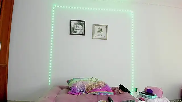 selena_jhonson webcam