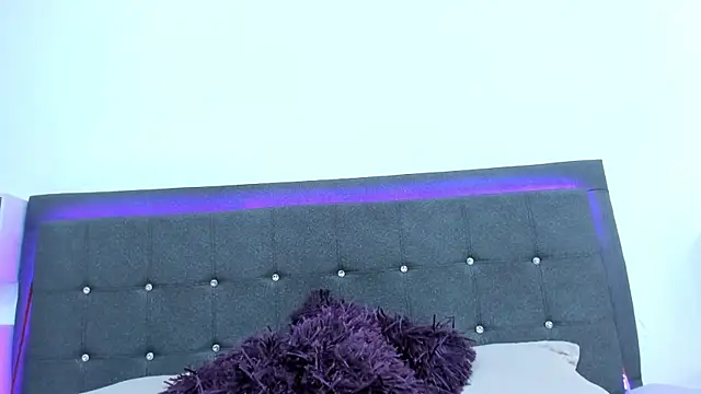 NatashaDiamond webcam