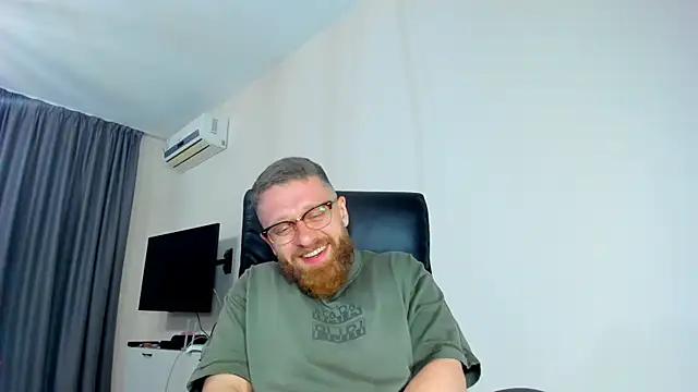 Findom_guy webcam