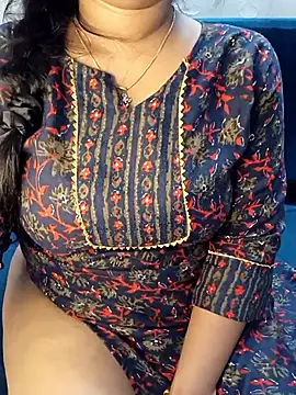 SSiya- Stripchat cam model