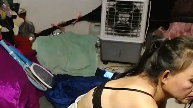 1CuteAndSexy69 live sex cam