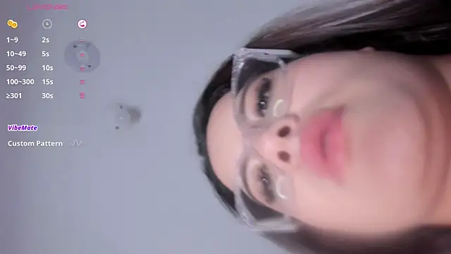 isabella_whiithe webcam