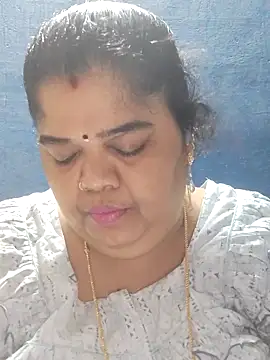 tamilthanushri webcam