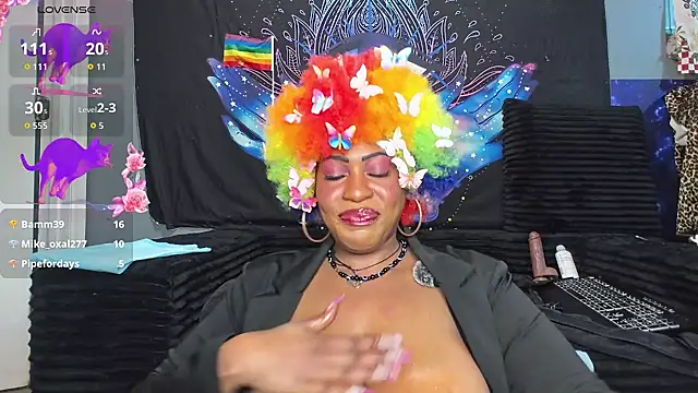 AmazonianMistress webcam