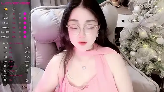 Monica-666888- webcam