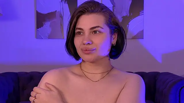 AdrianaToress webcam