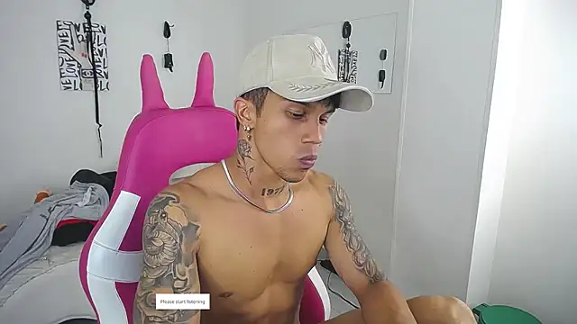 Leonard_Price webcam