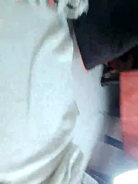 big_pusyy Stripchat cam model