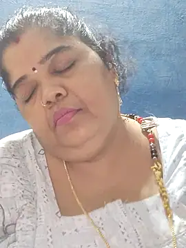 tamilthanushri webcam