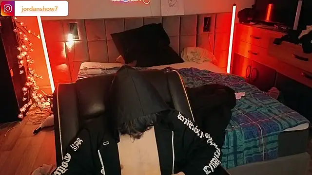 JordanShow webcam
