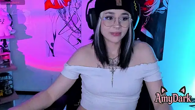 _AmyDark webcam