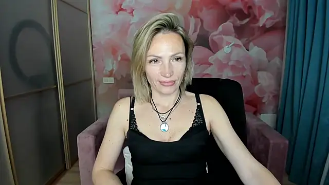 AlinaMoor webcam
