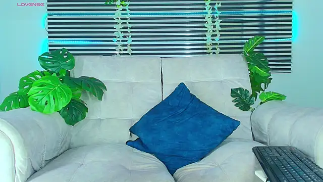 thiiagosaeenz - ThiiagoSaeenz's free webcam - UK Sex Cams