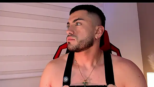 Alexander_Diazz webcam