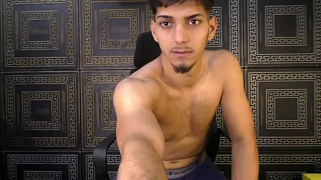 danterafaelo - DanteRafaelo's free webcam - UK Sex Cams