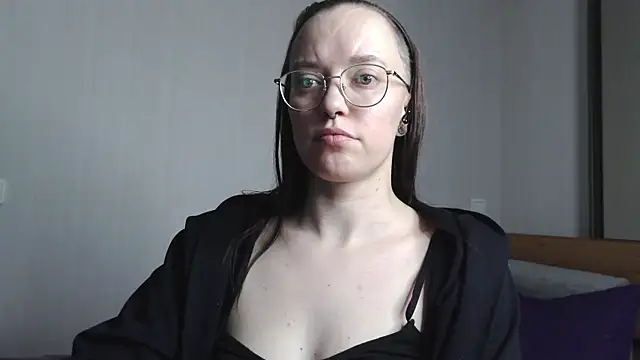 aelita_bb - Aelita_bb's free webcam - UK Sex Cams