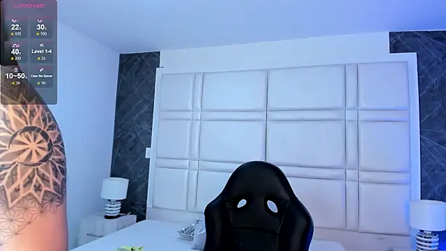 charlottewhitte webcam