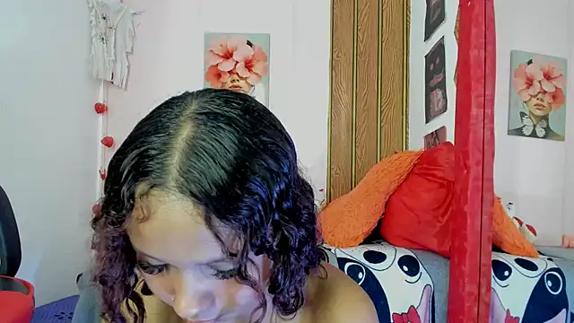 MarianaManzur live sex cam