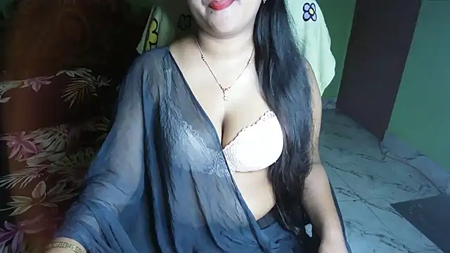 BengaliQueenStar webcam