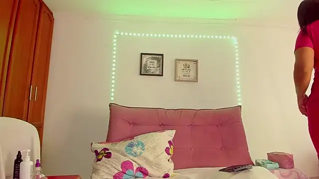 selena_jhonson webcam