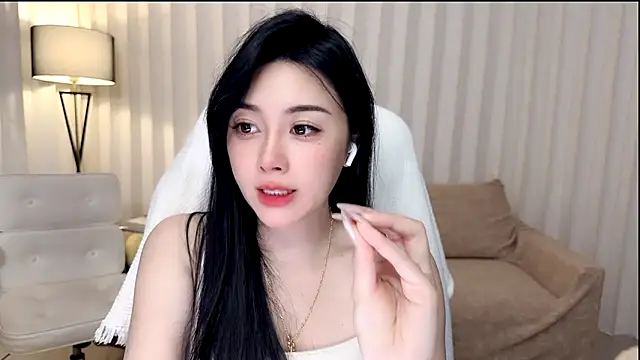 美女Canbaobao-KK在线直播