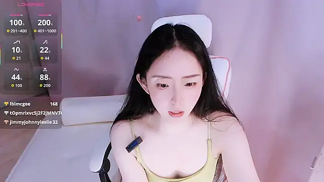 美女Niannian-在线直播