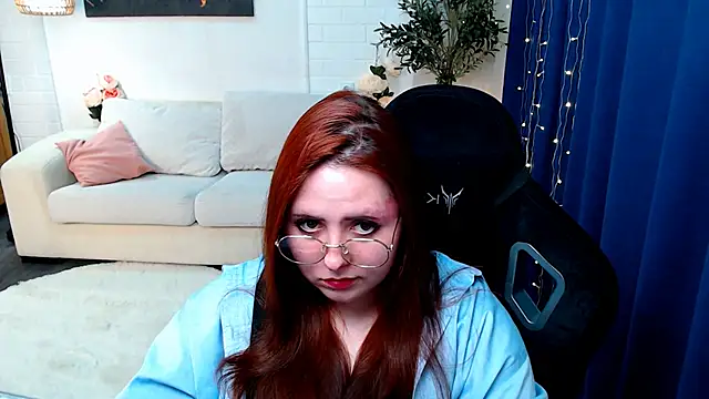 Hennessy_bunny webcam