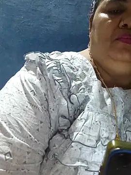 tamilthanushri webcam