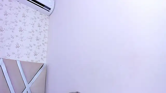 helenn_monroy1 - Helenn_monroy1's free webcam - UK Sex Cams