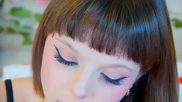 ElisabethDavis webcam