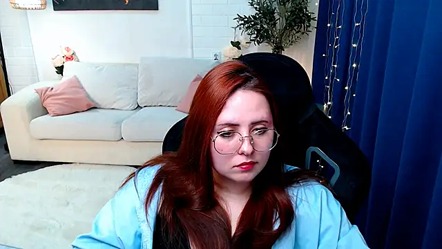 Hennessy_bunny webcam