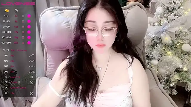 Monica-666888- webcam