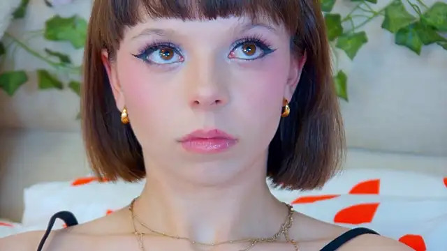 ElisabethDavis webcam