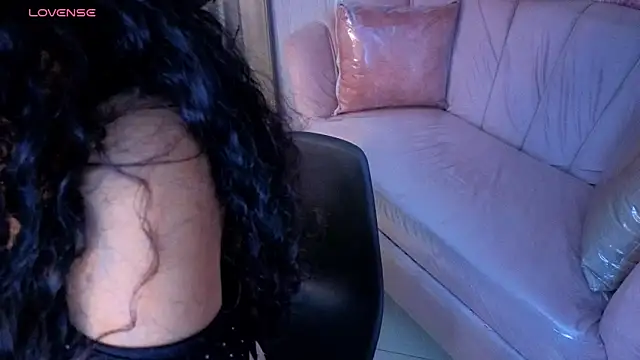 bella_vibess_s - Bella_vibess_s's free webcam - UK Sex Cams