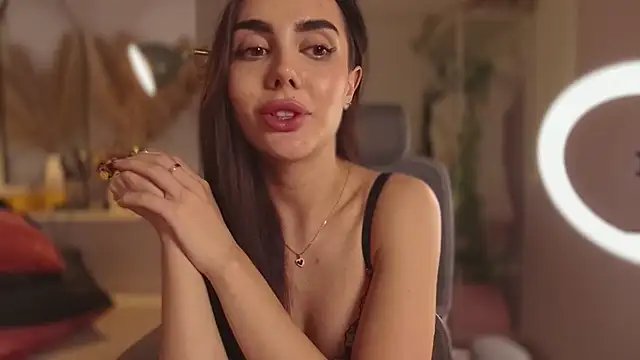 lil_gabby - Lil_Gabby's free webcam - UK Sex Cams