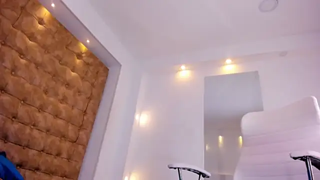 violet_giraldo webcam